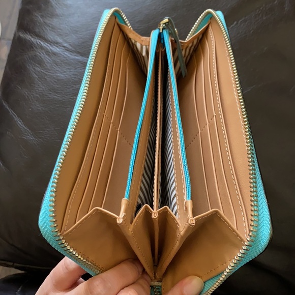 Brand New Kate Spade Wallet - Picture 6 of 6